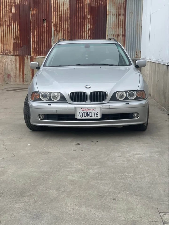 2002 BMW E39 540i - Image 4 of 8