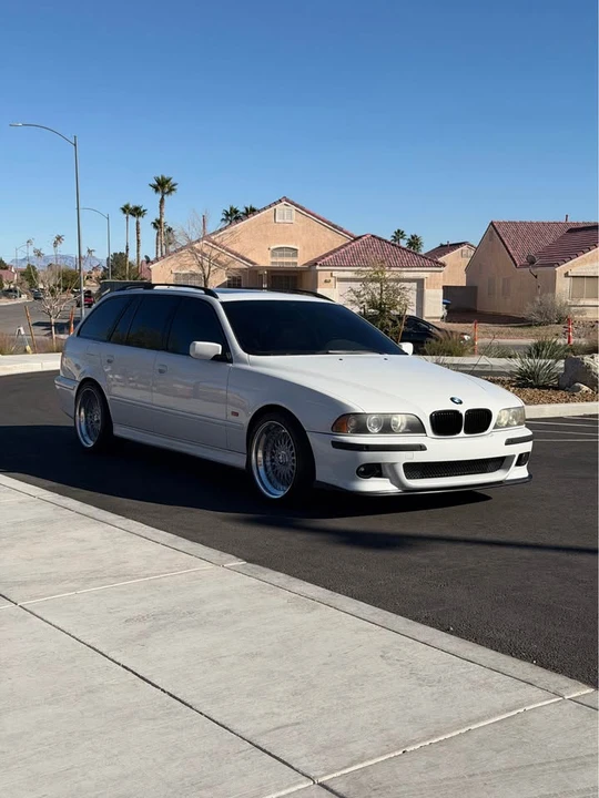 2002 BMW E39 540i - Image 4 of 20