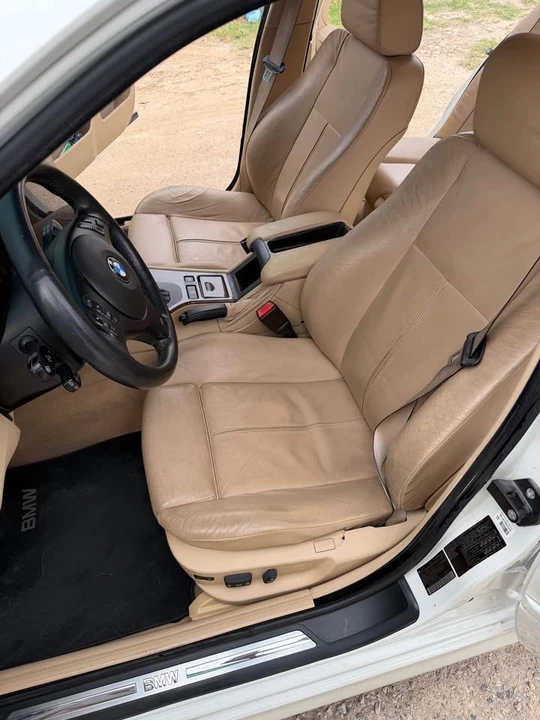 2002 BMW E39 540i - Image 8 of 20