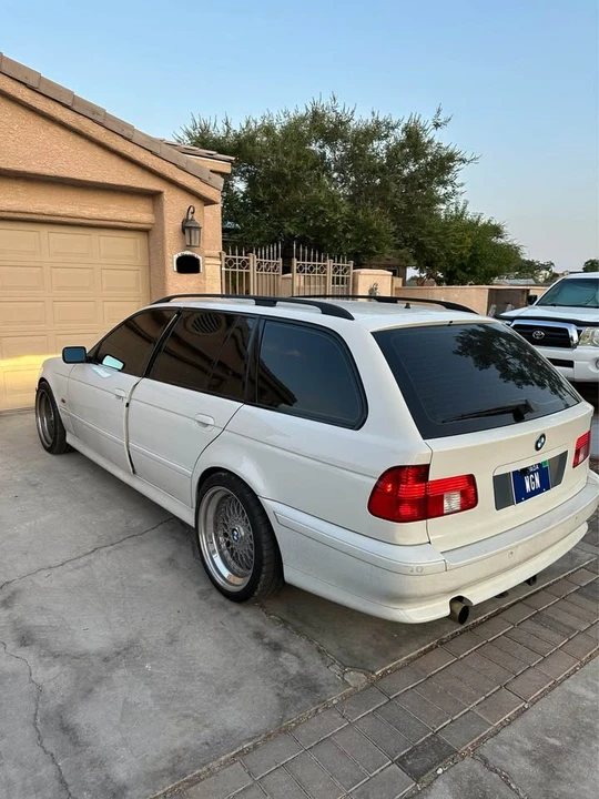 2002 BMW E39 540i - Image 6 of 20
