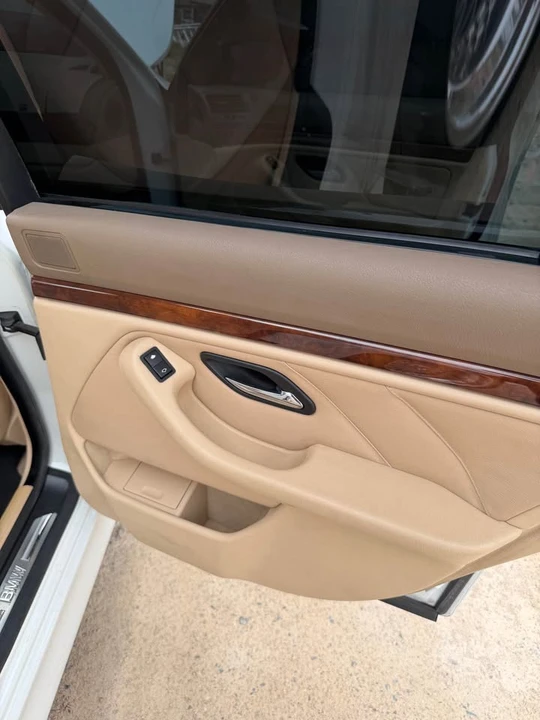 2002 BMW E39 540i - Image 18 of 20