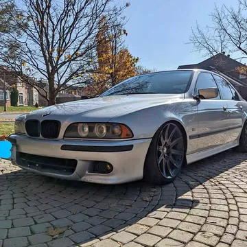 2002 BMW 5 Series