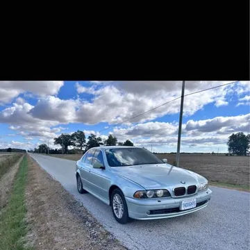 2002 BMW 540i