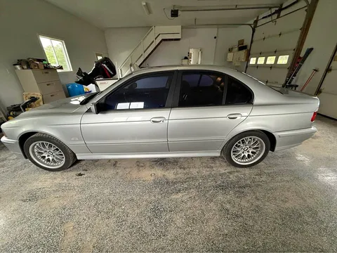 2002 BMW 5 Series 530i