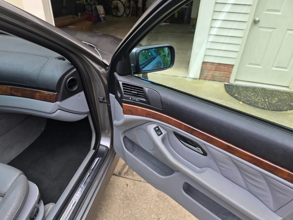 2002 BMW E39 5 Series - Image 12 of 16