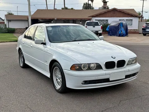 2002 BMW 5 Series 525i Sedan