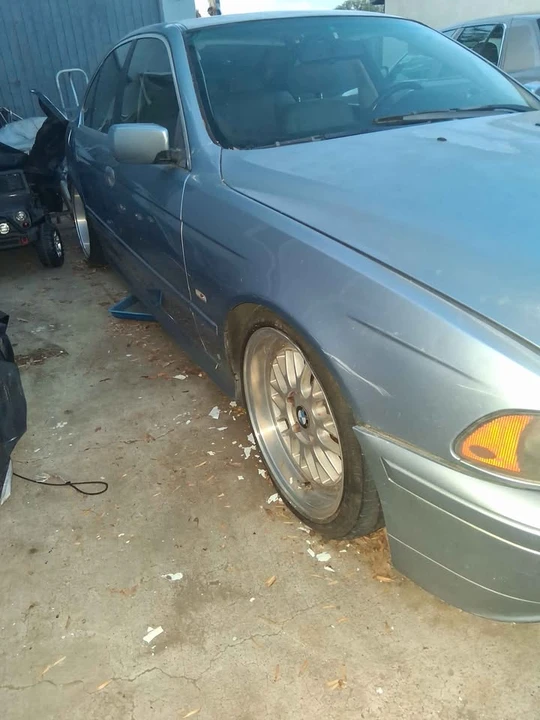 2002 BMW E39 5 Series - Image 2 of 2