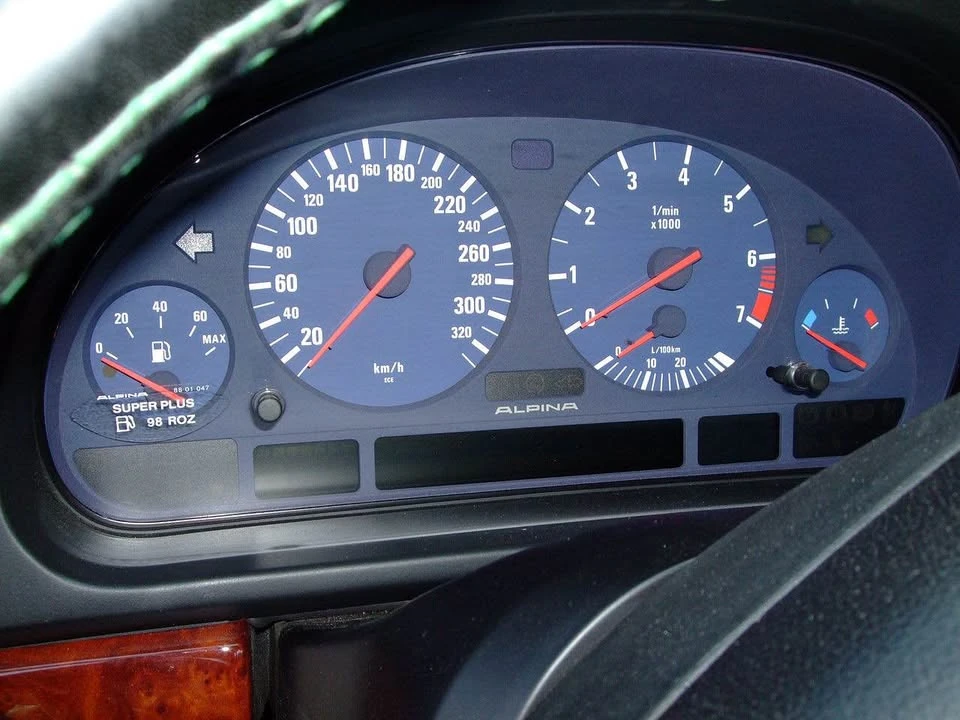 2002 BMW E39 5 Series - Image 5 of 7