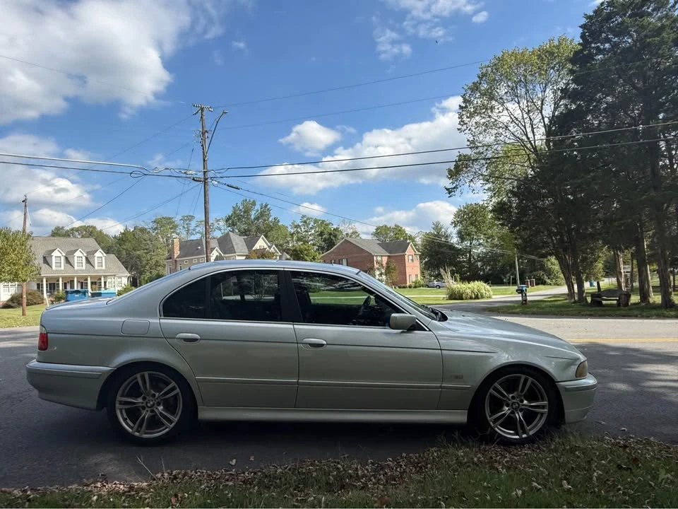 2002 BMW E39 5 Series - Image 3 of 4