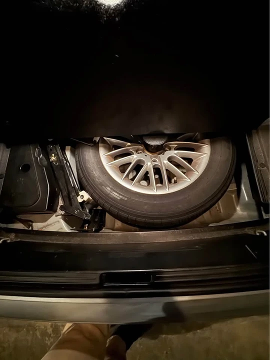 2002 BMW E39 5 Series - Image 15 of 16