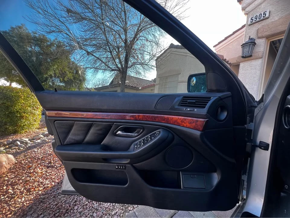 2002 BMW E39 5 Series - Image 10 of 16
