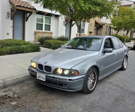 2002 BMW 5 Series 530i