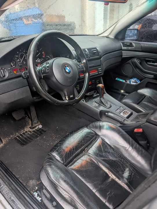 2002 BMW E39 540i - Image 6 of 7