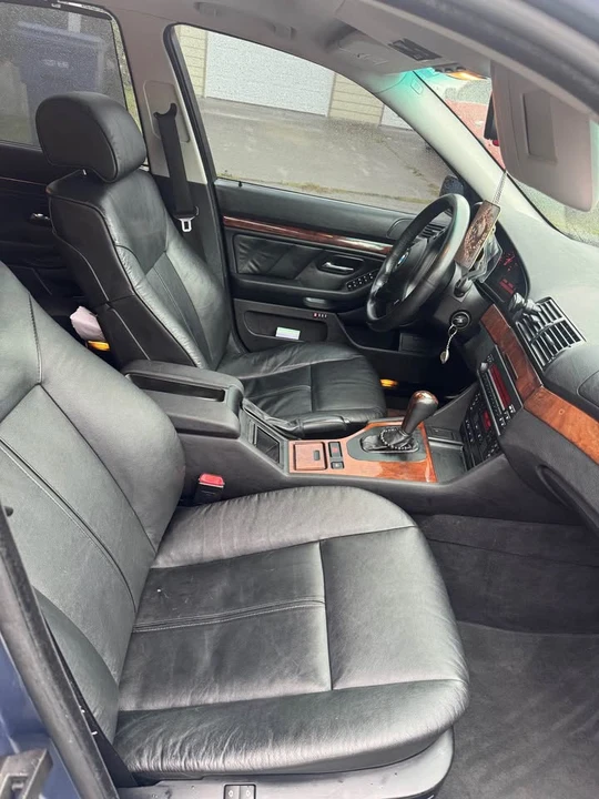 2002 BMW E39 540i - Image 2 of 9