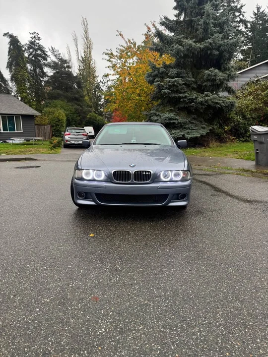 2002 BMW E39 540i - Image 8 of 9