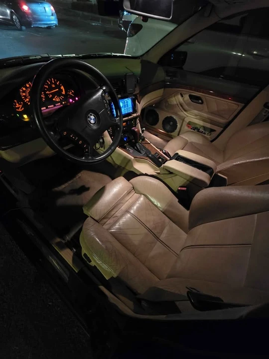 2002 BMW E39 540i - Image 13 of 13