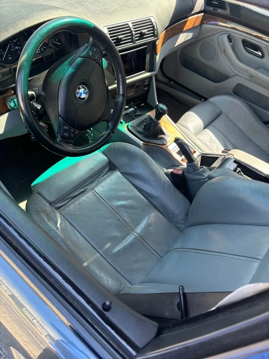 2002 BMW E39 540i - Image 6 of 6