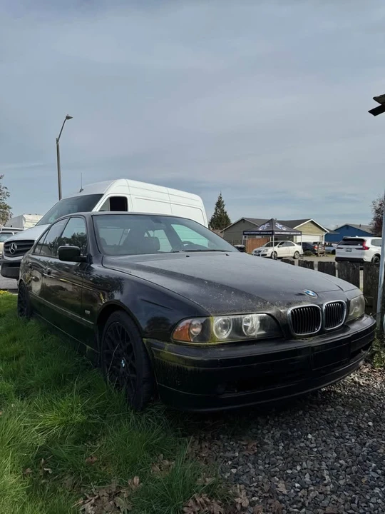 2002 BMW E39 540i - Image 3 of 9