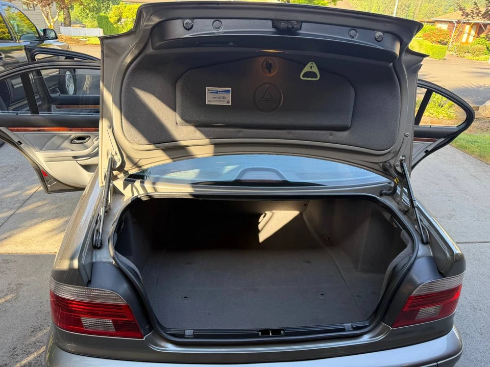 2002 BMW E39 5 Series - Image 3 of 13