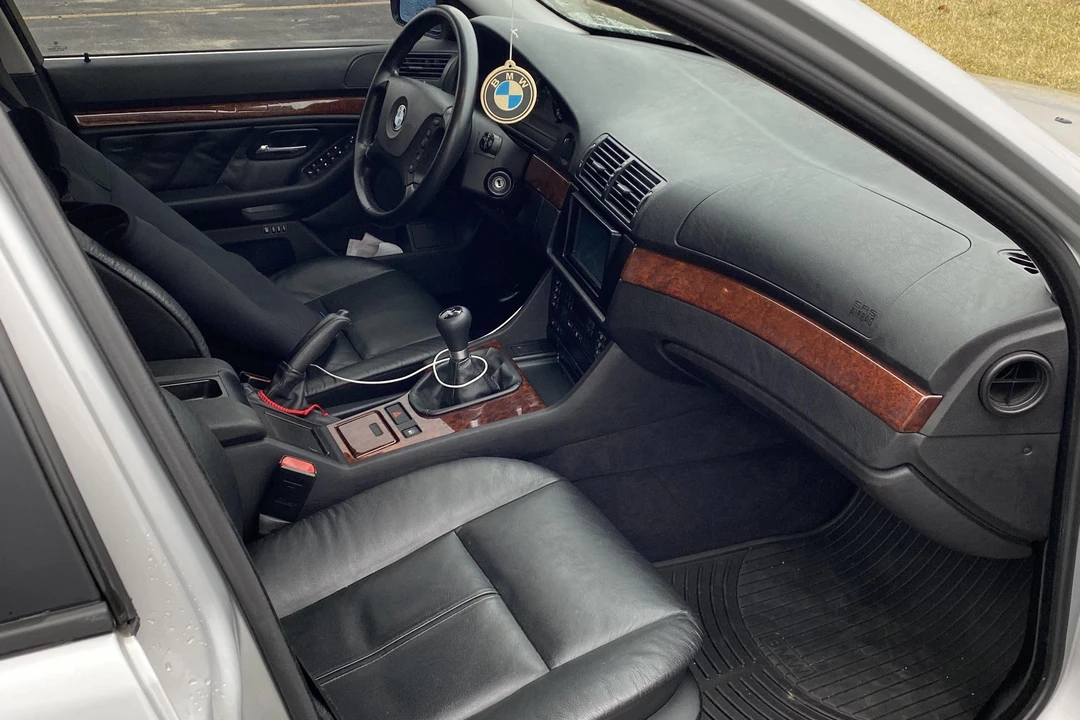 2002 BMW E39 5 Series - Image 28 of 31