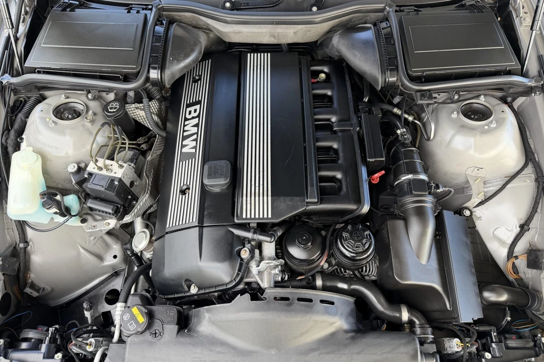 2002 BMW E39 5 Series - Image 6 of 7