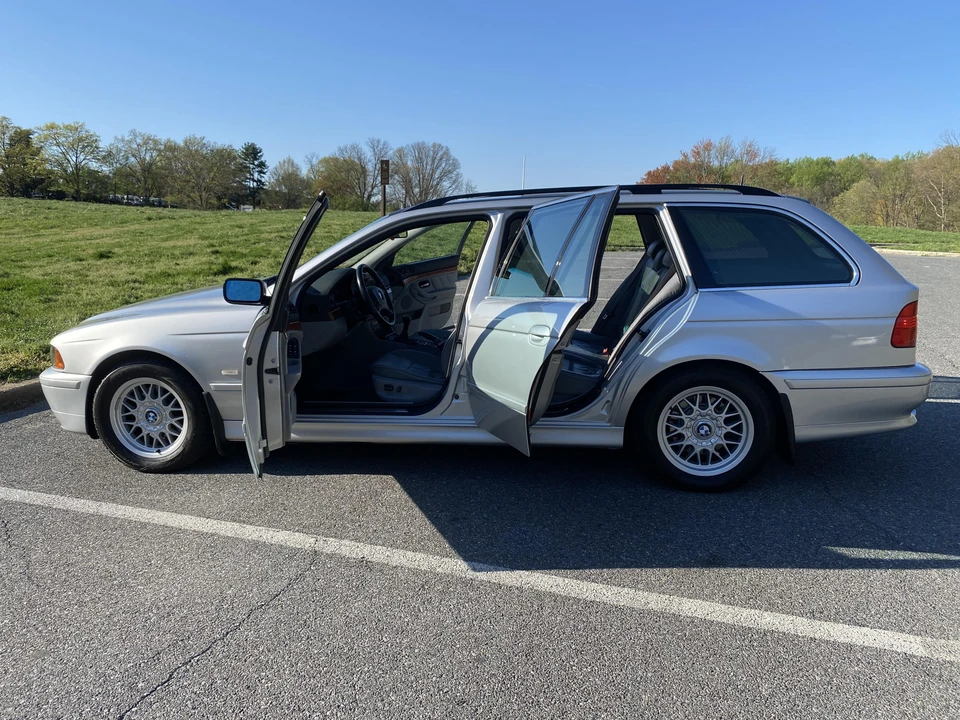 2002 BMW E39 5 Series - Image 16 of 31