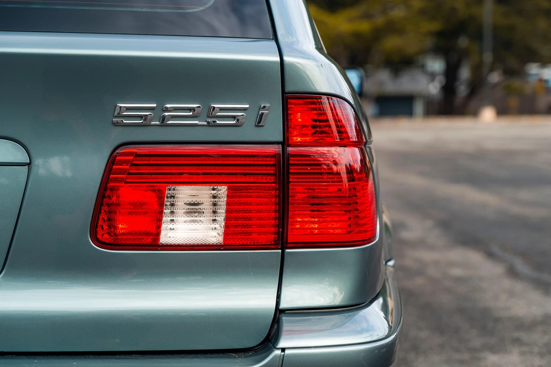 2002 BMW E39 5 Series - Image 24 of 31