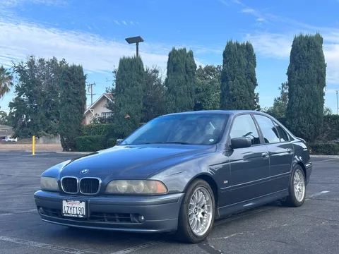 2002 BMW 530i Sedan