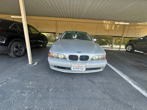 2002 BMW 530i