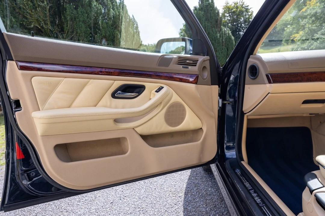 2002 BMW E39 5 Series - Image 25 of 30