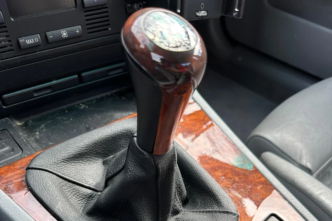 2002 BMW E39 5 Series - Image 19 of 31
