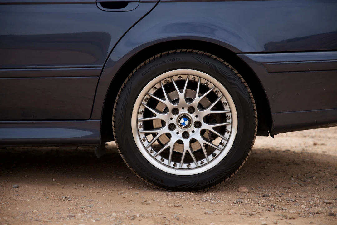 2002 BMW E39 5 Series - Image 27 of 31