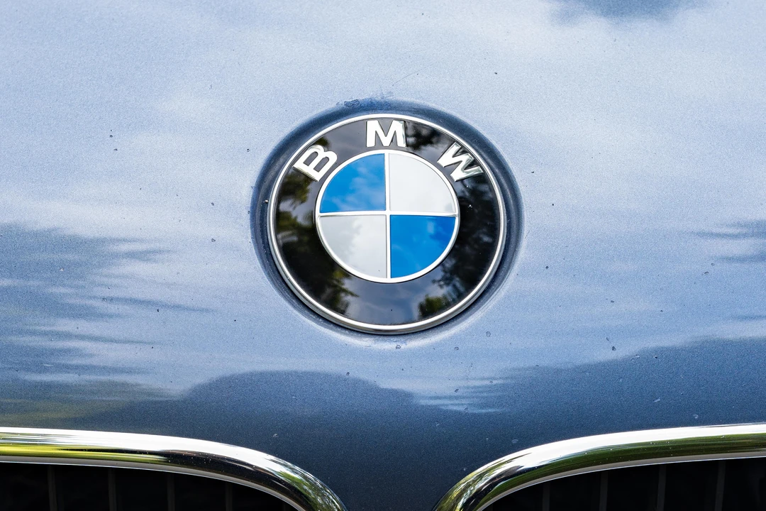 2002 BMW E39 5 Series - Image 14 of 31
