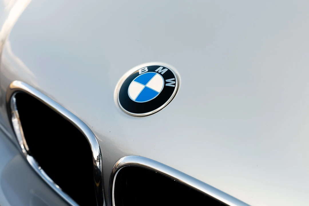 2002 BMW E39 5 Series - Image 11 of 31