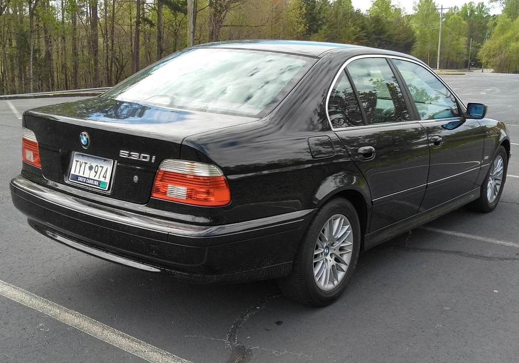 2002 BMW E39 5 Series - Image 5 of 5