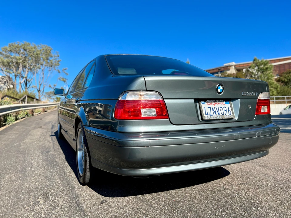 2002 BMW E39 5 Series - Image 30 of 31