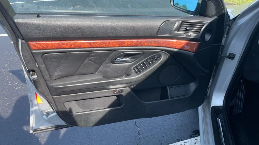 2002 BMW E39 5 Series - Image 8 of 13