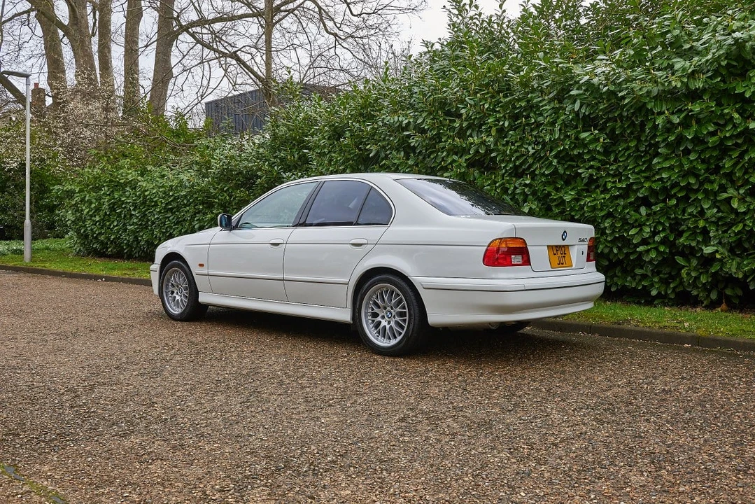 2002 BMW E39 540i - Image 26 of 30