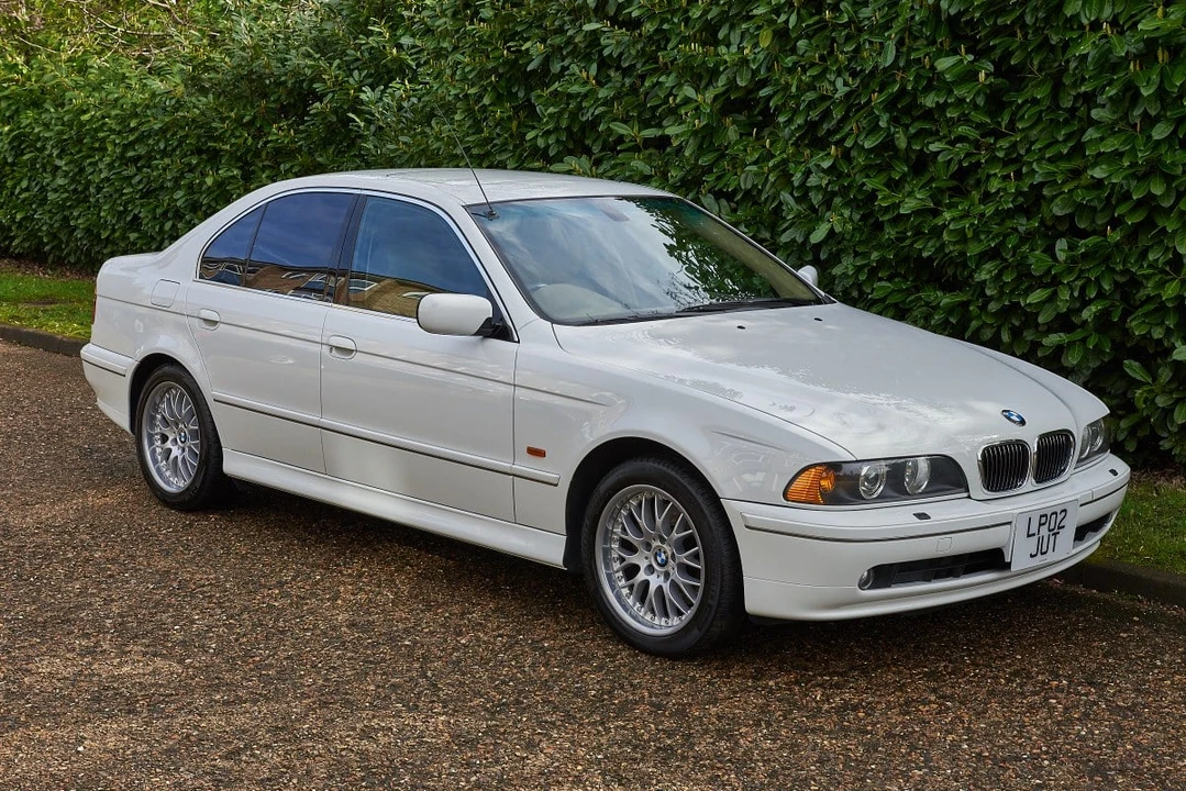 2002 BMW E39 540i - Image 7 of 30