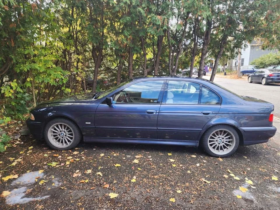2002 BMW E39 540i - Image 3 of 7