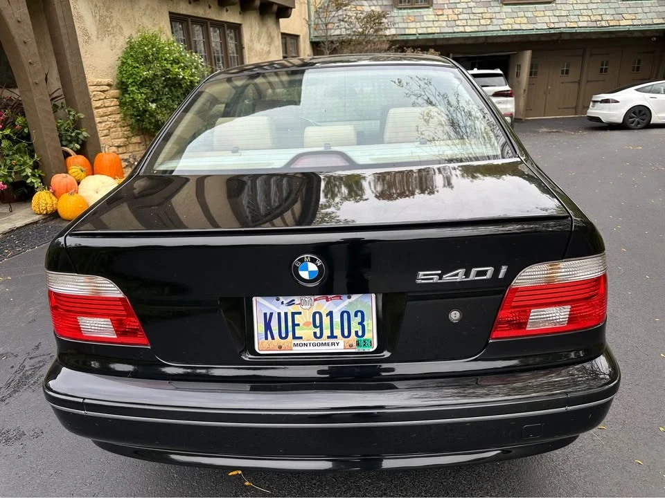 2002 BMW E39 540i - Image 3 of 3