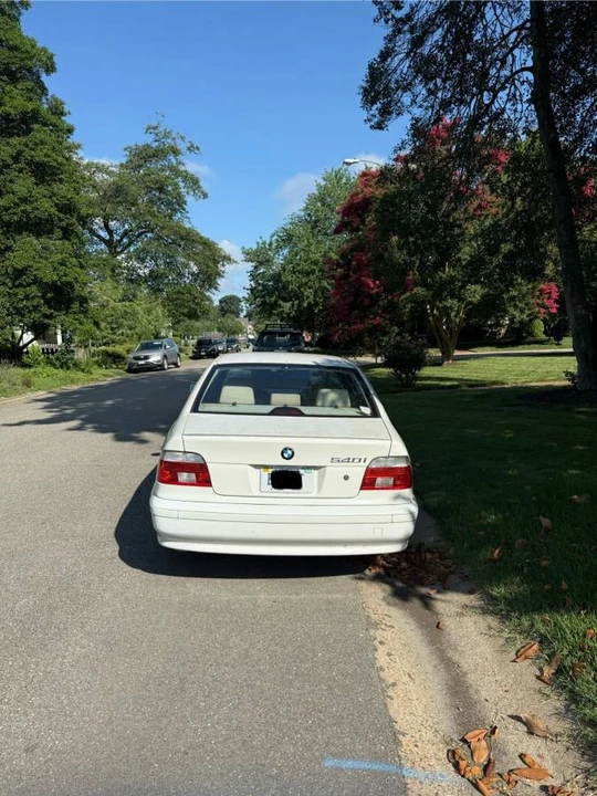 2002 BMW E39 540i - Image 8 of 8