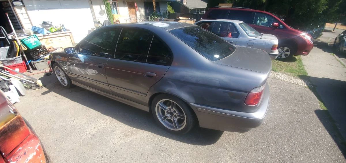 2002 BMW E39 540i - Image 3 of 4