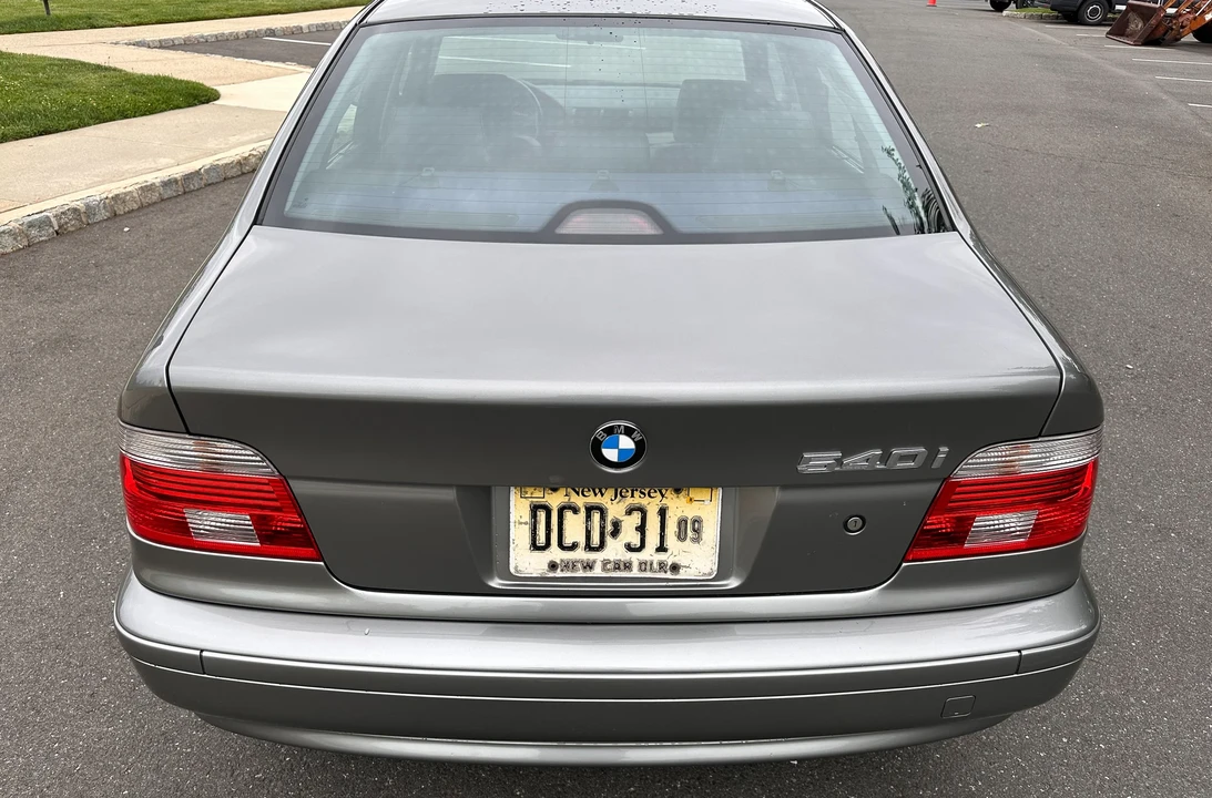2002 BMW E39 540i - Image 15 of 31