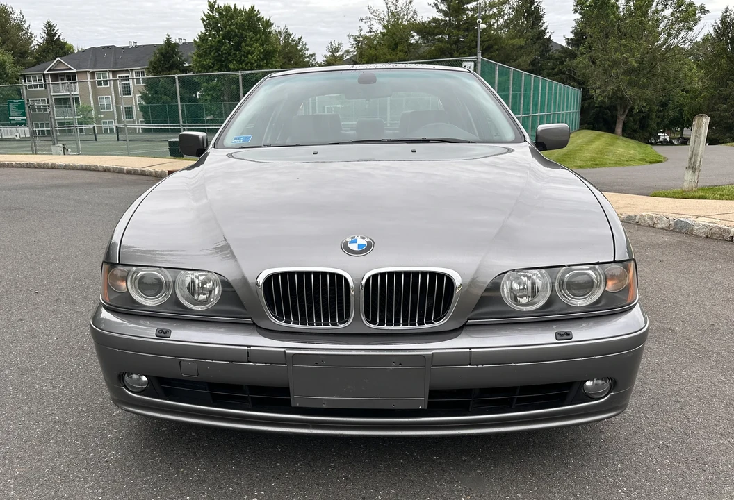 2002 BMW E39 540i - Image 30 of 31