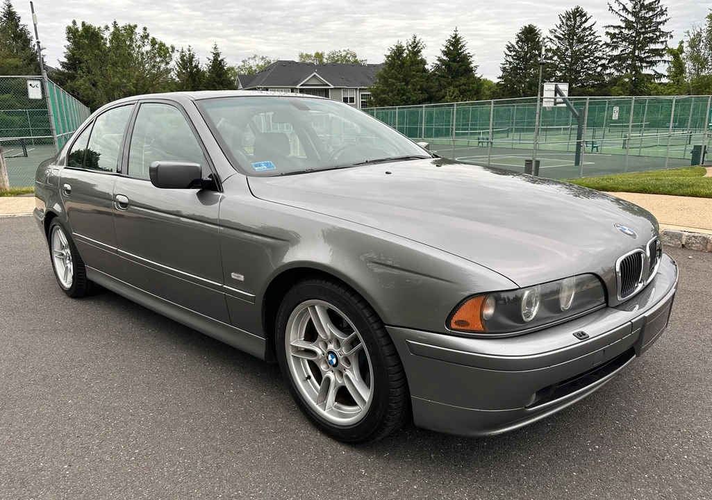 2002 BMW E39 540i - Image 24 of 31