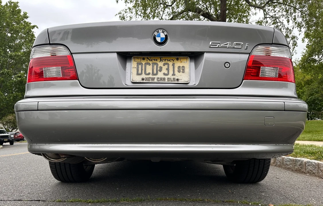 2002 BMW E39 540i - Image 19 of 31