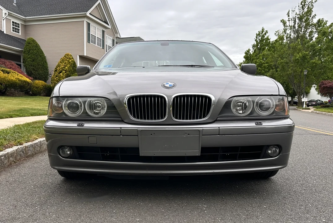 2002 BMW E39 540i - Image 27 of 31