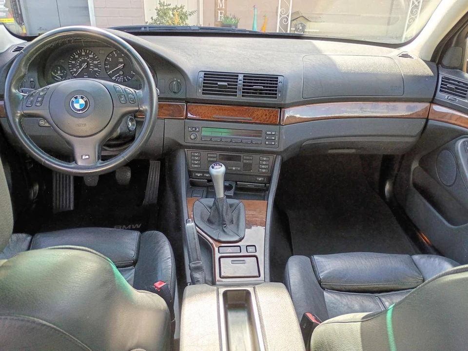 2002 BMW E39 540i - Image 7 of 13