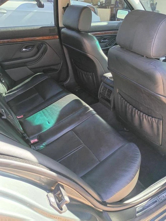 2002 BMW E39 540i - Image 11 of 13
